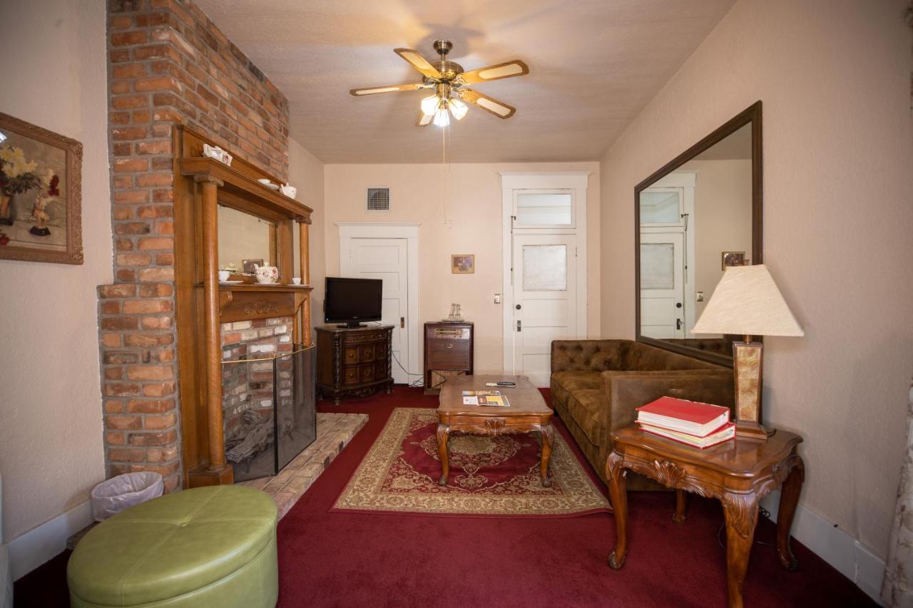 Bisbee Grand Hotel Екстериор снимка