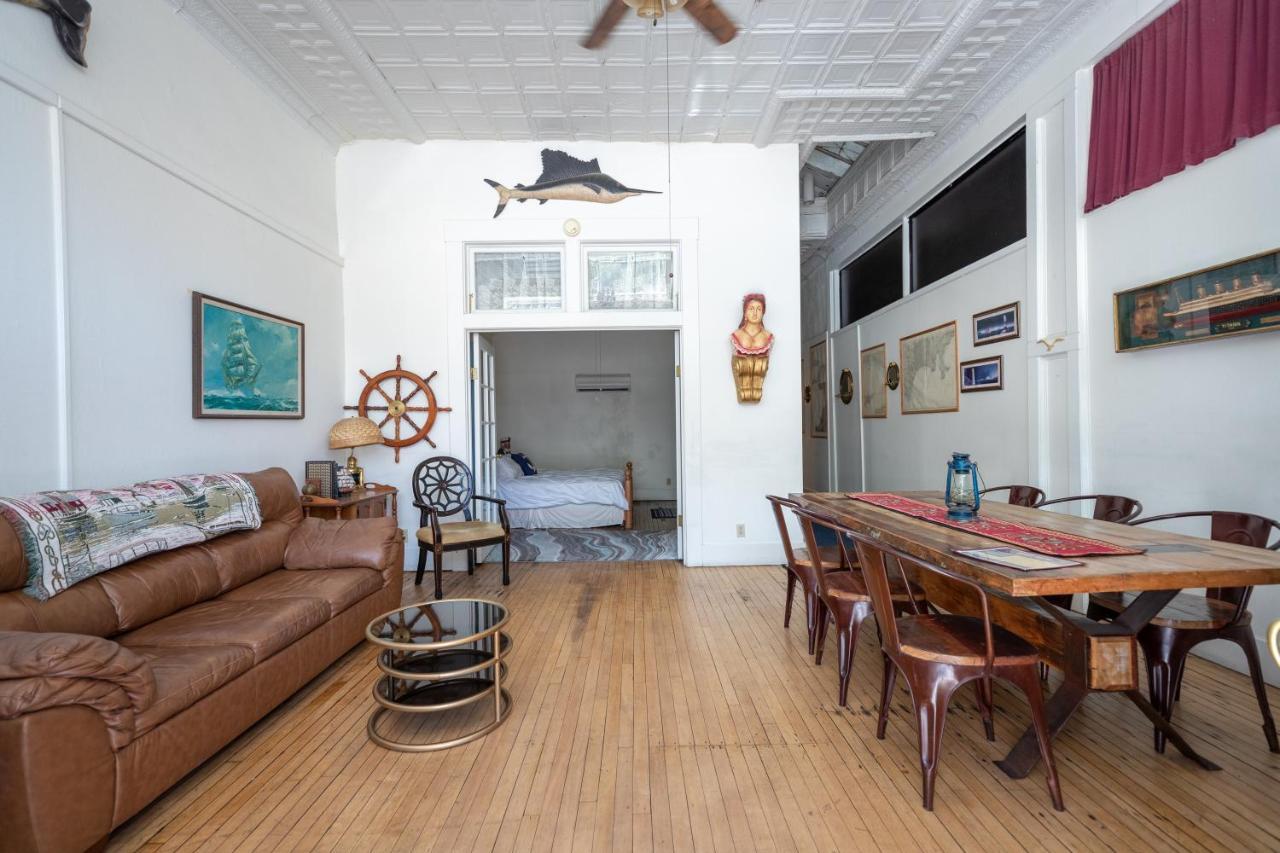 Bisbee Grand Hotel Екстериор снимка